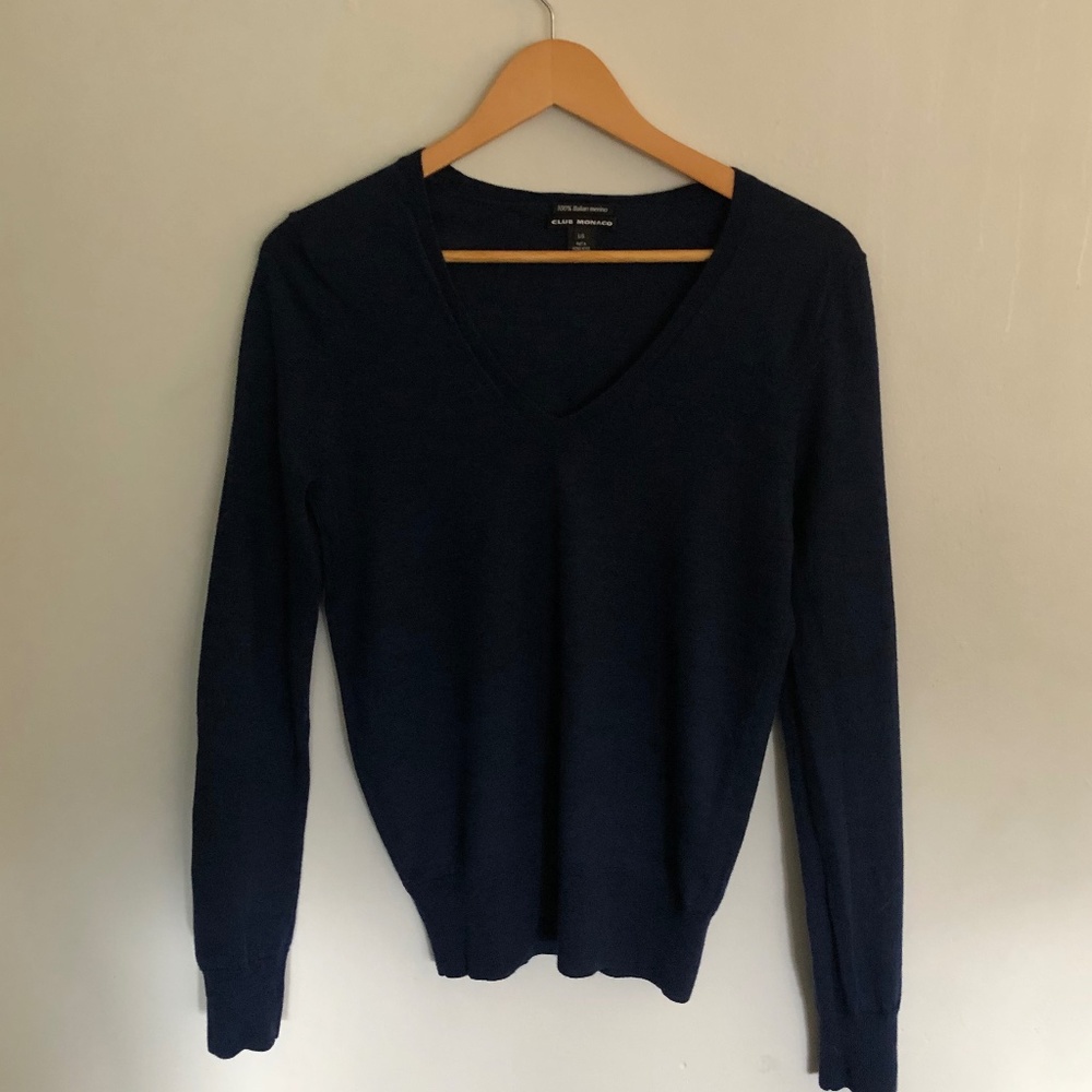 Club Monaco Lightweight V-Neck Merino Wool Sweater - Navy Size L
